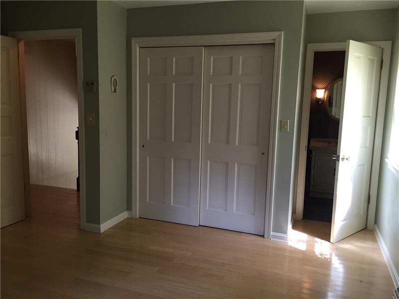 735 Koonce Road Hermitage, PA 16148 - Photo 18 of 25 UPSTAIRS BEDROOM WITH EN SUITE BATH