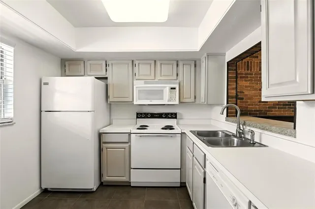 $179,900 | 207 Esplanade Way, Unit 101, Casselberry, FL 32707