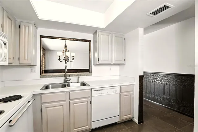 $179,900 | 207 Esplanade Way, Unit 101, Casselberry, FL 32707