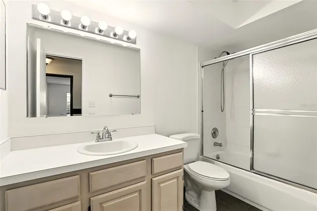 $179,900 | 207 Esplanade Way, Unit 101, Casselberry, FL 32707