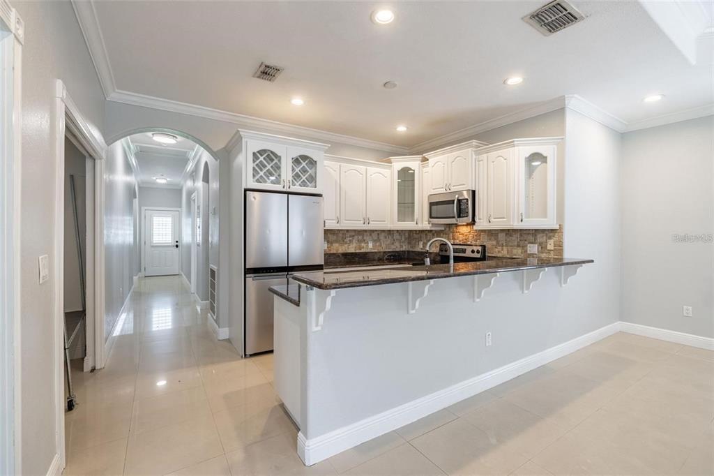 2323 West Cherry Street Tampa, FL 33607 - Photo 3 of 19