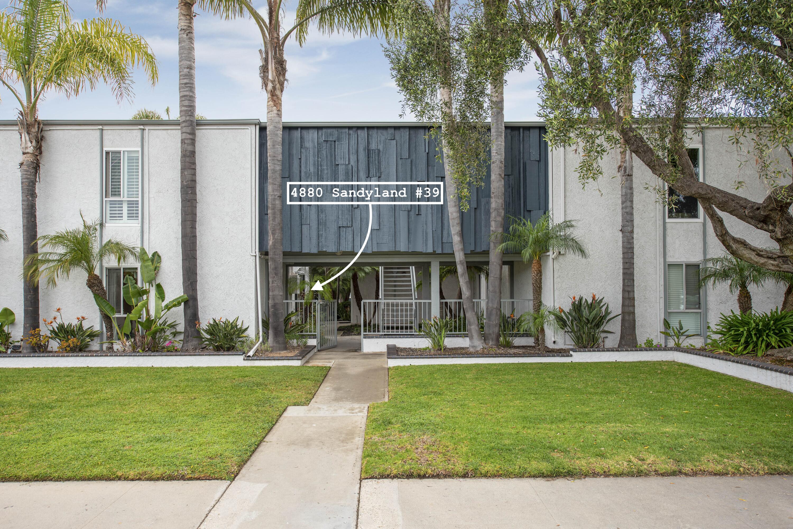 4880 Sandyland Road, Unit 39 Carpinteria, CA 93013 - Photo 2 of 22 Entry