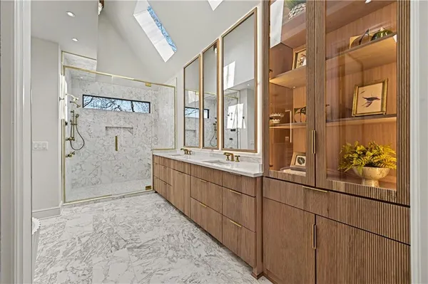 $2,675,000 | 2608 West 118th Street, Leawood, KS 66211