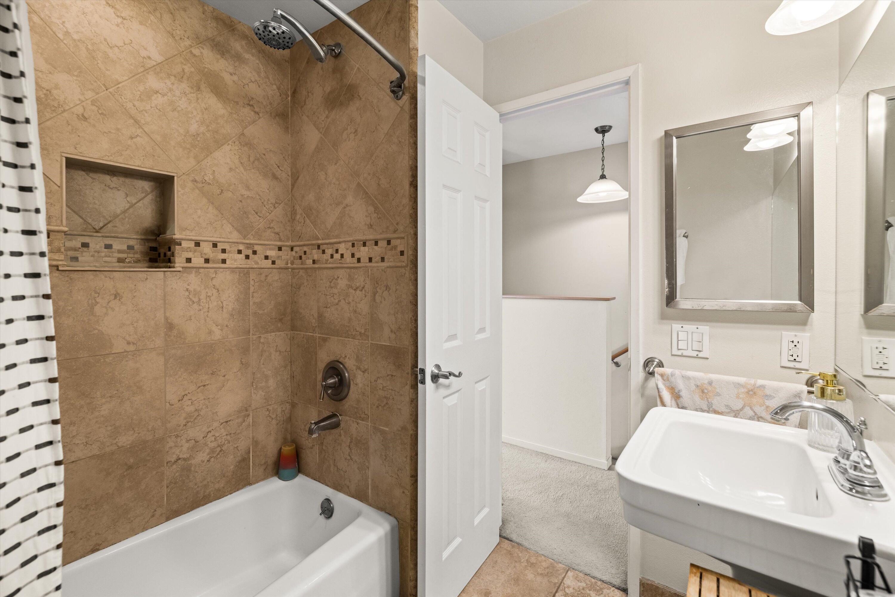 1231 Stonecreek Road, Unit B Santa Barbara, CA 93105 - Photo 22 of 38 22-7L5A1249
