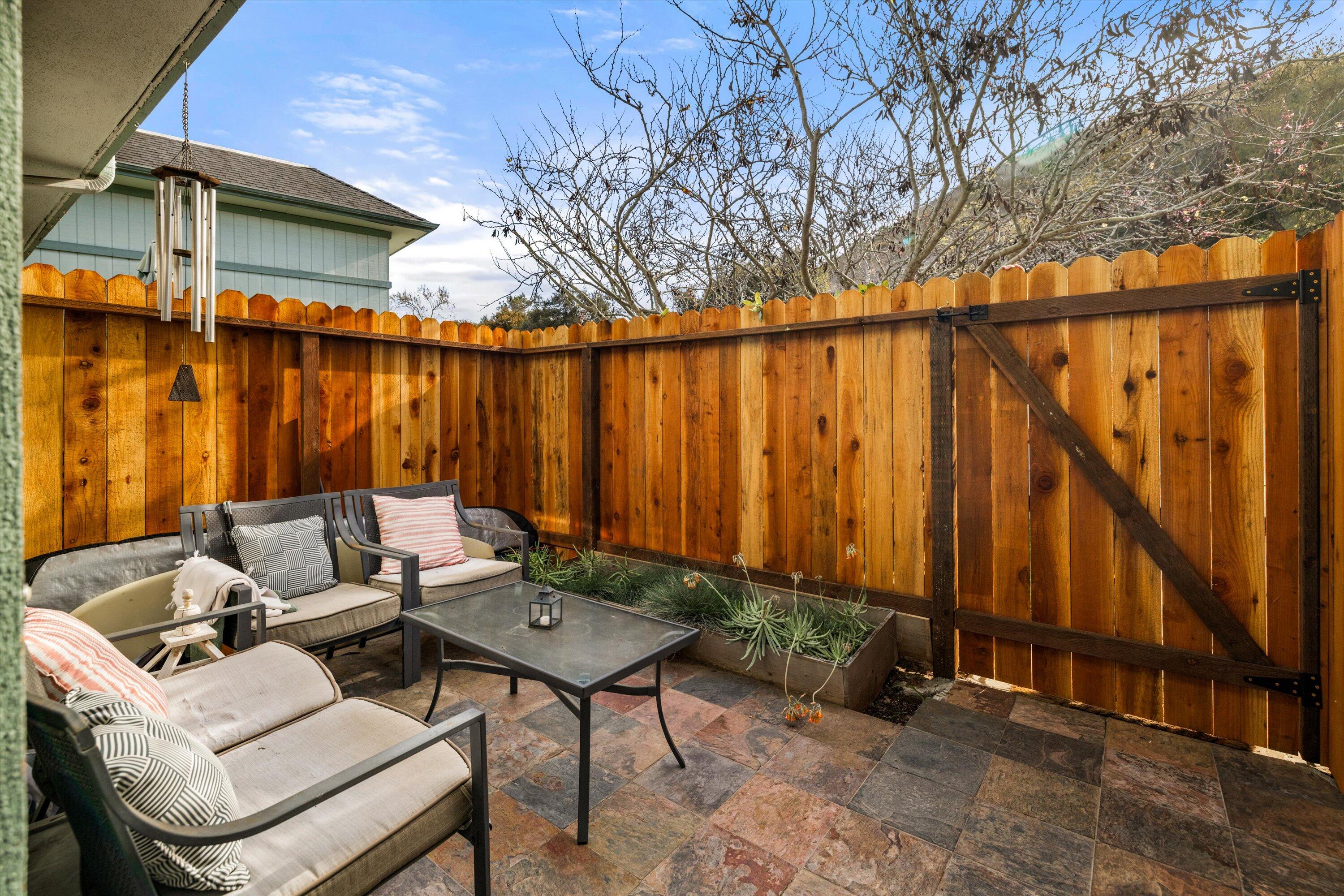 1231 Stonecreek Road, Unit B Santa Barbara, CA 93105 - Photo 5 of 38 05-7L5A1166