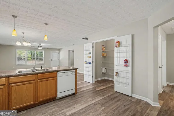 $300,000 | 132 Brockett Drive, Athens, GA 30607