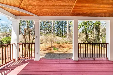 $695,000 | 560 Park Lane Southeast, Marietta, GA 30067