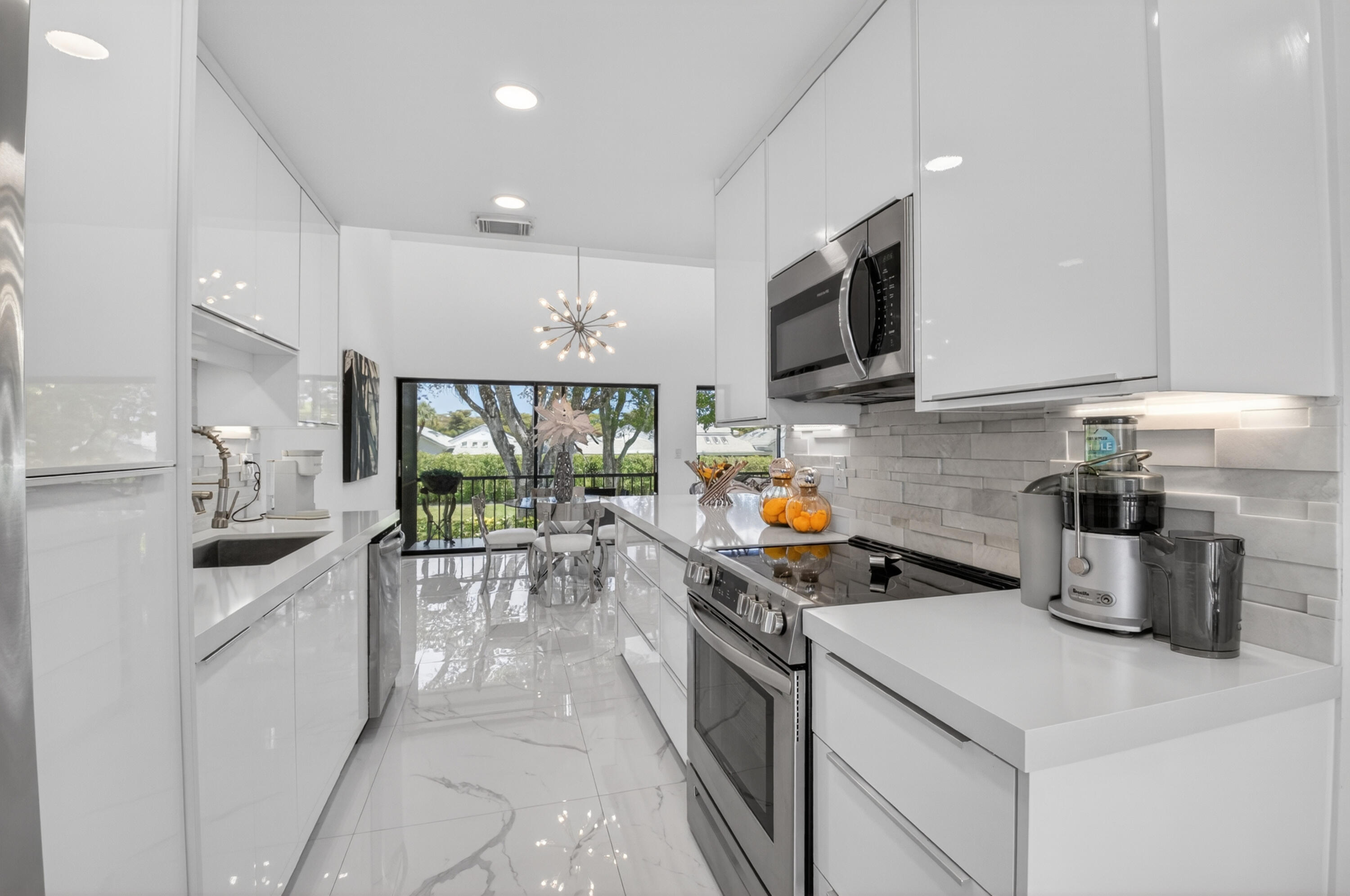 6760 Willow Wood Drive, Unit 1204 Boca Raton, FL 33434 - Photo 18 of 77 DSC_3487