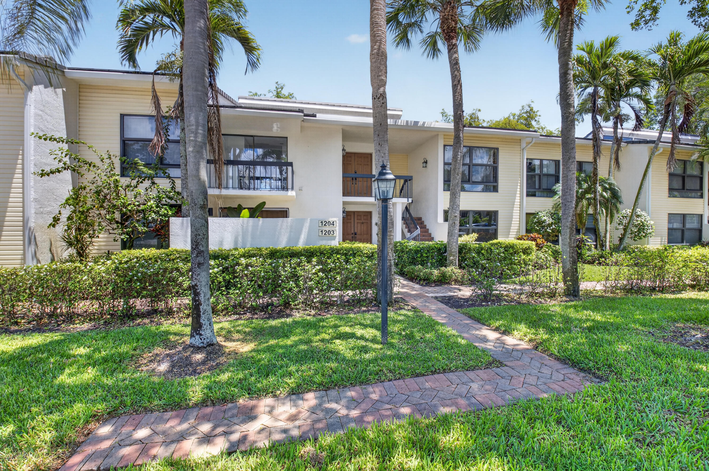 6760 Willow Wood Drive, Unit 1204 Boca Raton, FL 33434 - Photo 2 of 77 DSC_3409