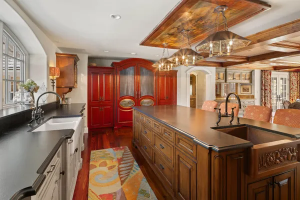 $5,800,000 | 64 Needle Leaf Lane, Stowe, VT 05672