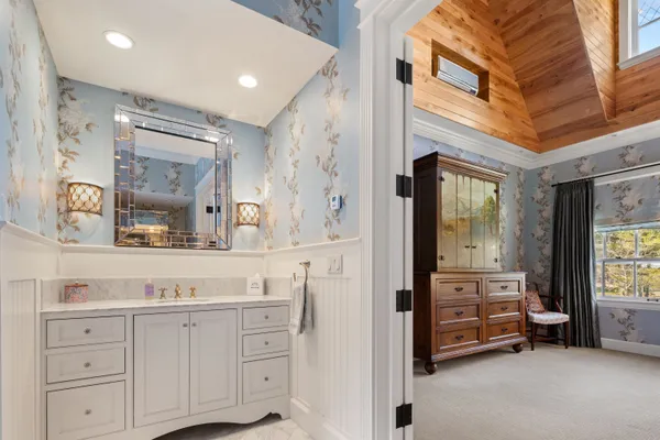 $5,800,000 | 64 Needle Leaf Lane, Stowe, VT 05672