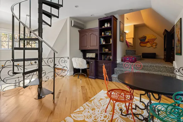 $5,800,000 | 64 Needle Leaf Lane, Stowe, VT 05672