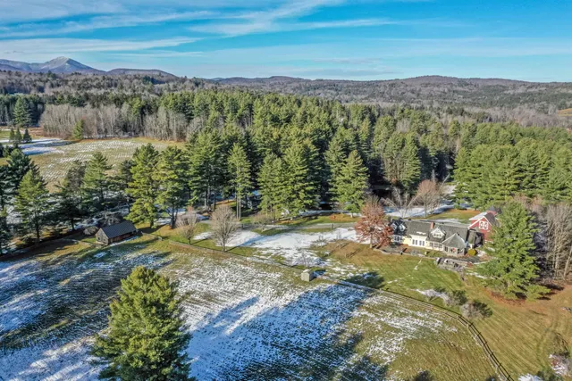 $5,800,000 | 64 Needle Leaf Lane, Stowe, VT 05672