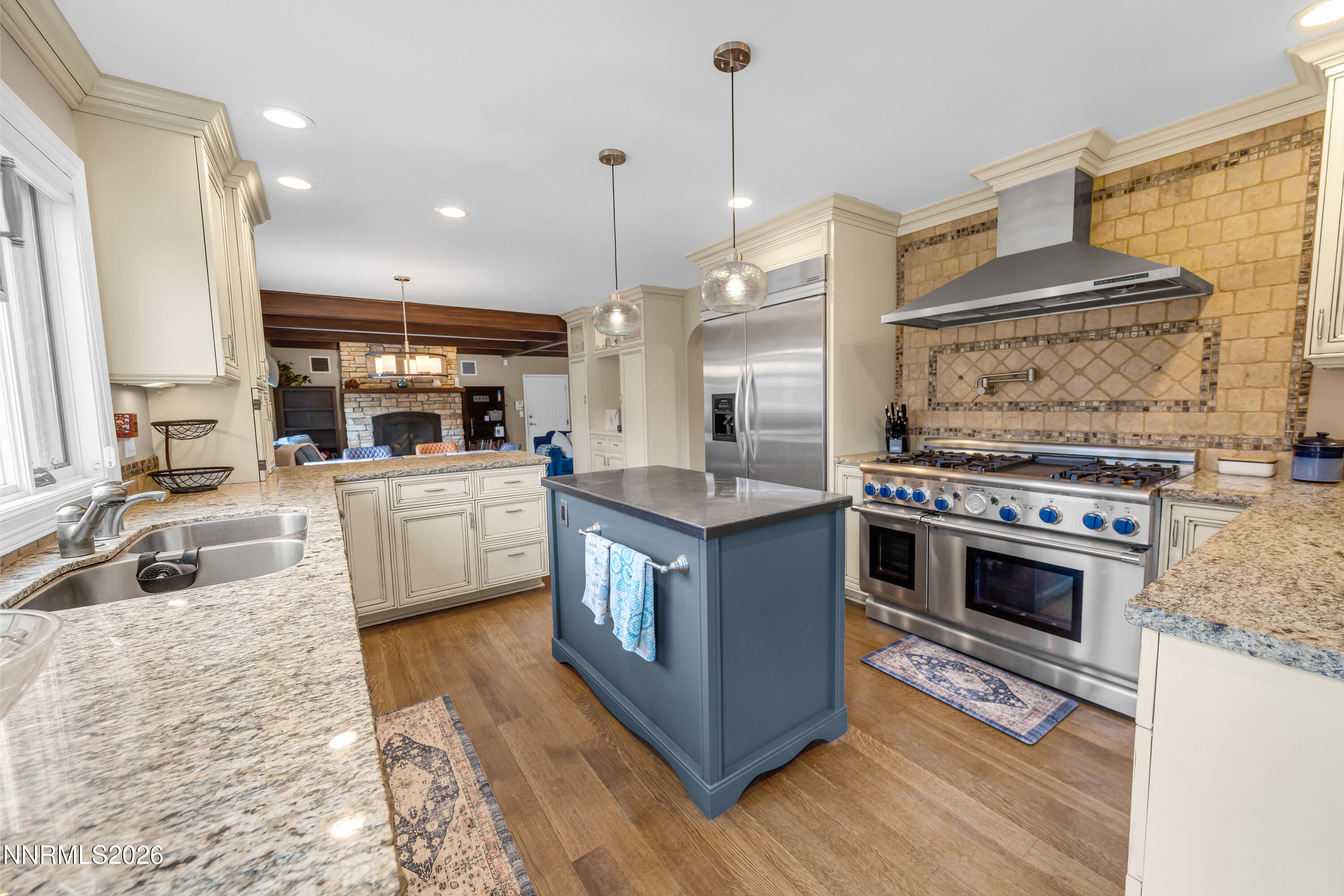 4260 Longknife Road Reno, NV 89519 - Photo 17 of 76 Longknife4260-015
