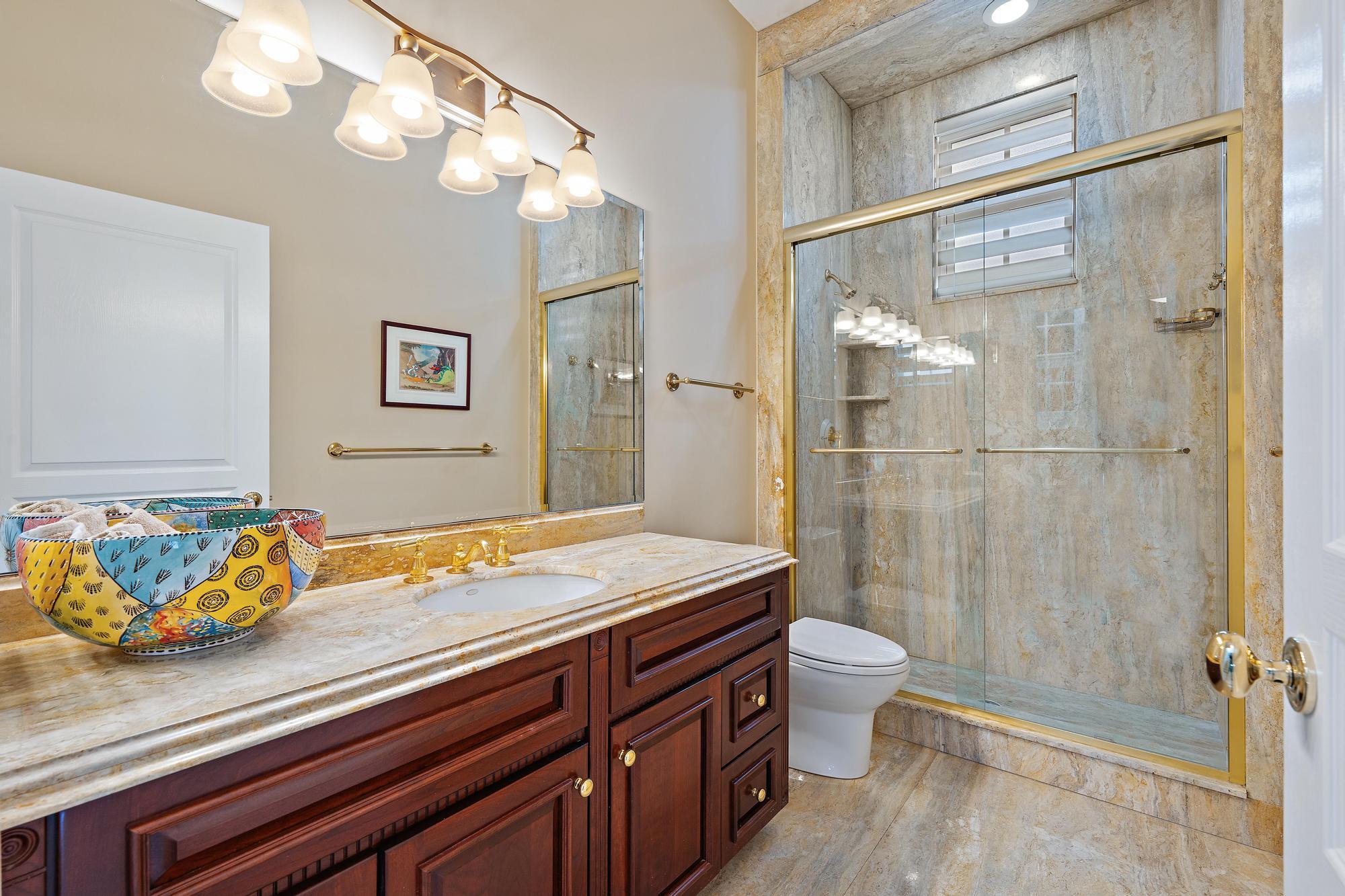 153 Jupiter Key Road Jupiter, FL 33477 - Photo 27 of 37 153 Jupiter key 2nd bath