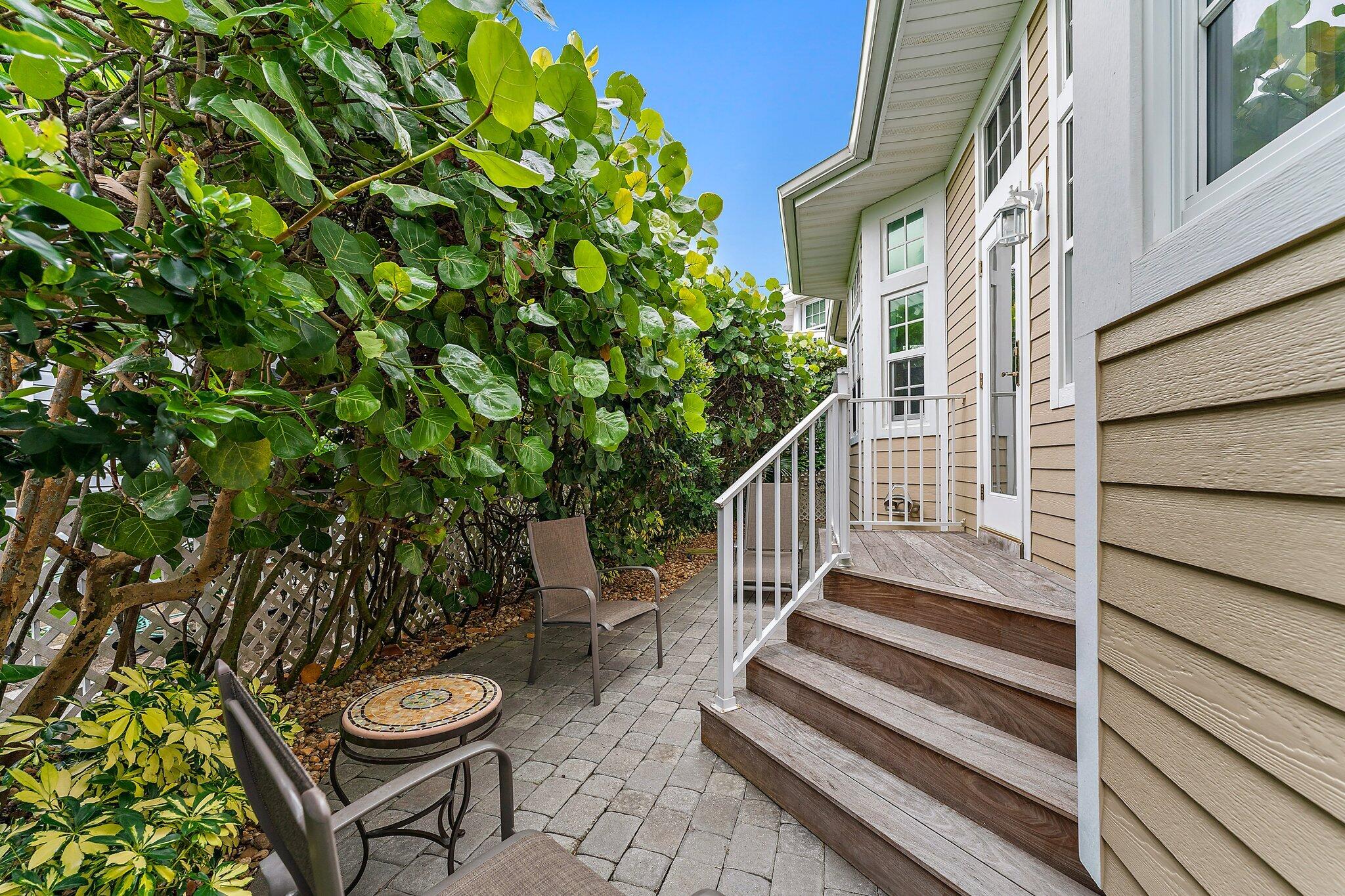 153 Jupiter Key Road Jupiter, FL 33477 - Photo 29 of 37 068-153JupiterKeyRd-Jupiter-FL-SMALL