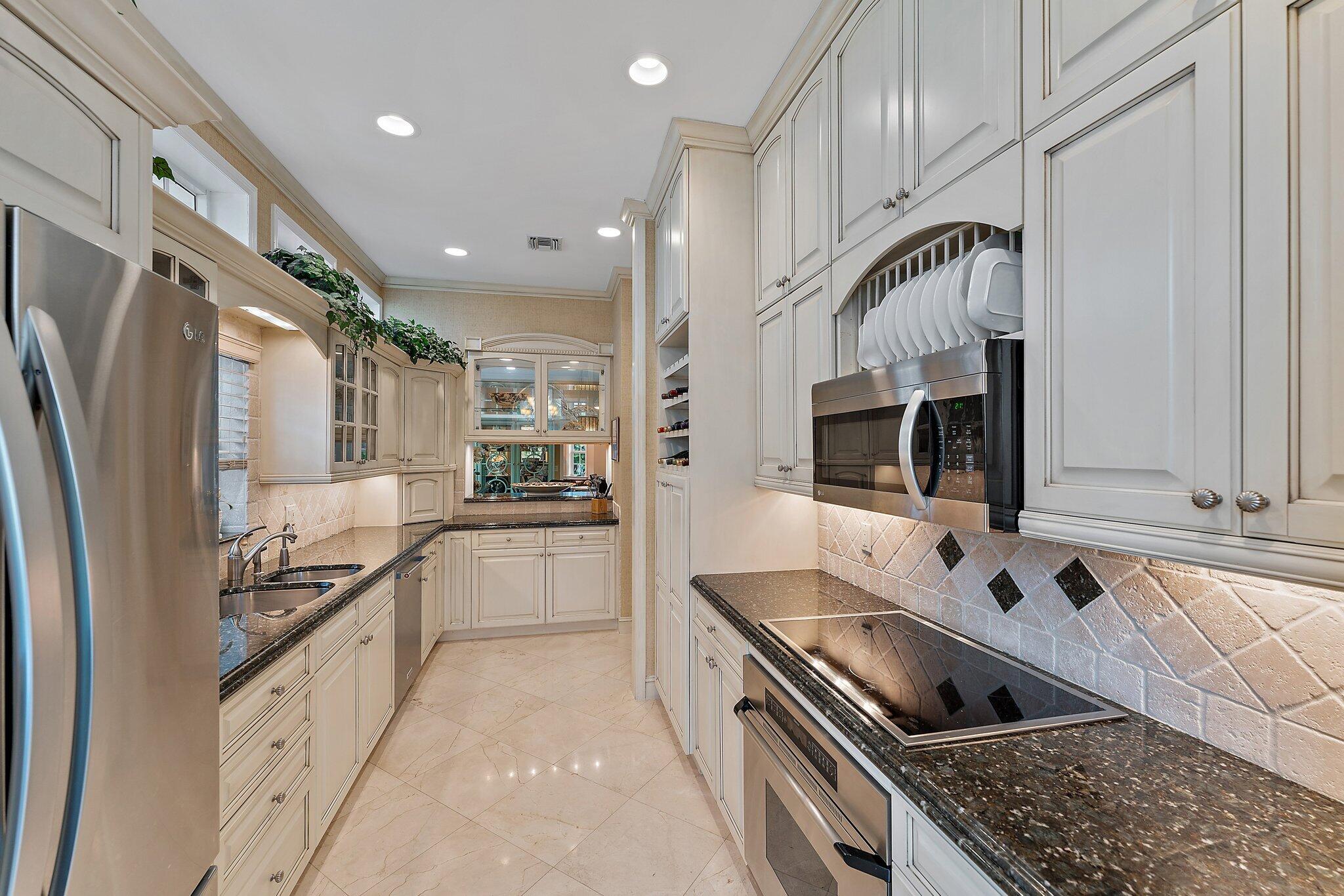 153 Jupiter Key Road Jupiter, FL 33477 - Photo 10 of 37 038-153JupiterKeyRd-Jupiter-FL-SMALL