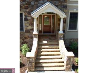 657 North Mill Road Kennett Square, PA 19348 - Photo 3 of 6 Gallery Image 3