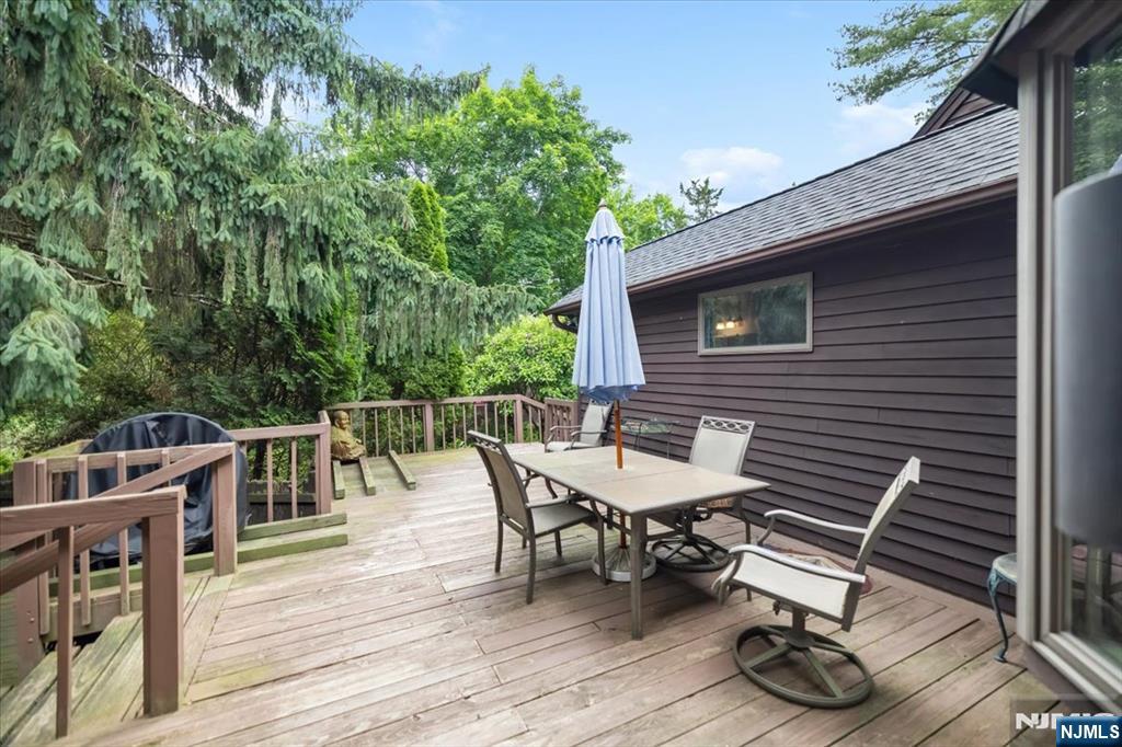 148 Spring Valley Road Montvale, NJ 07645 - Photo 10 of 31