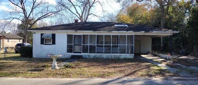 $55,000 | 1017 East Harlin Street, Elloree, SC 29047