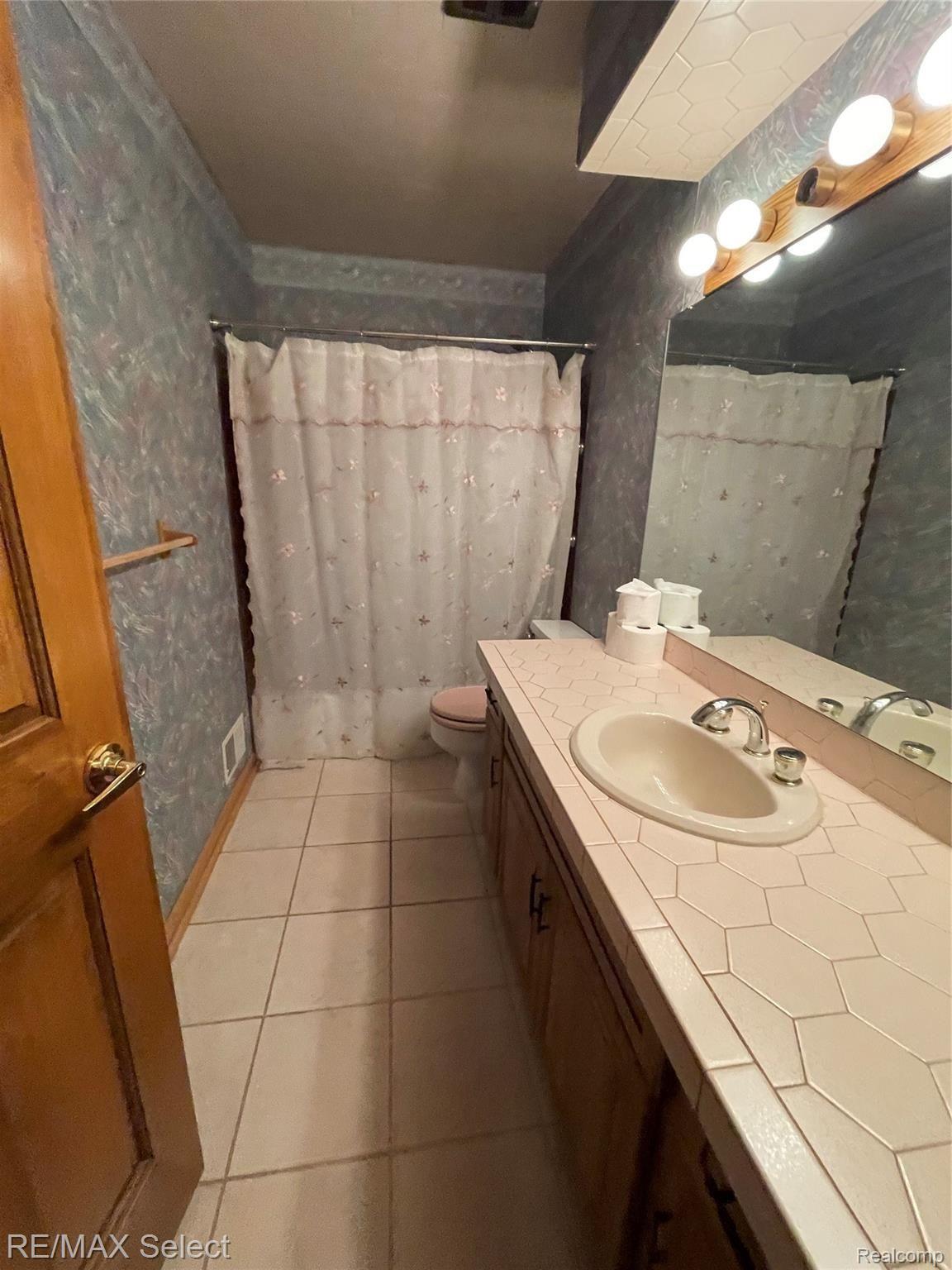 2296 North Irish Road Davison, MI 48423 - Photo 28 of 30 tempImageSCUuie.jpg