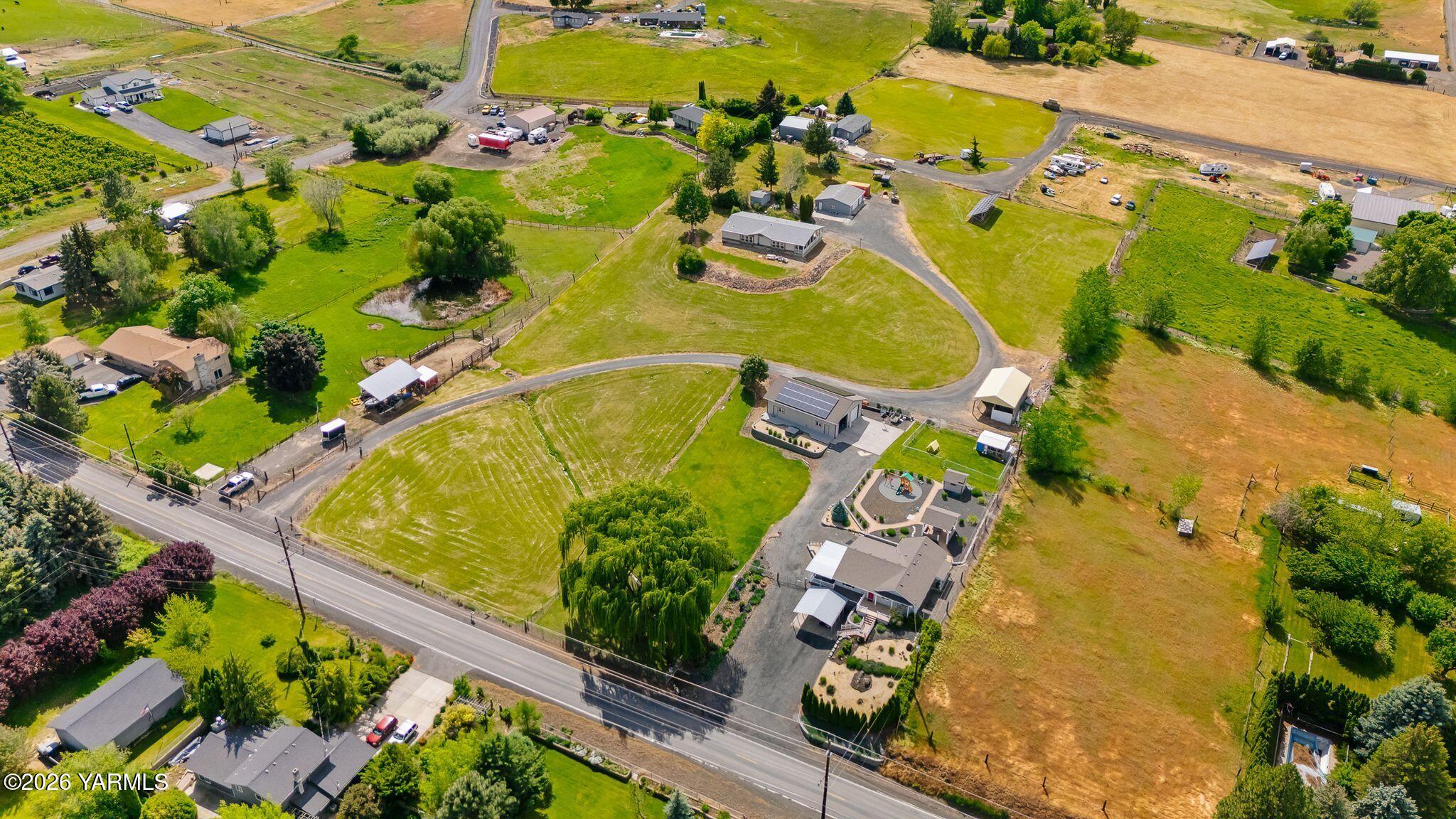1490 Gore Road Selah, WA 98942 - Photo 38 of 40 mls_1490 Gore Rd Aerials-10