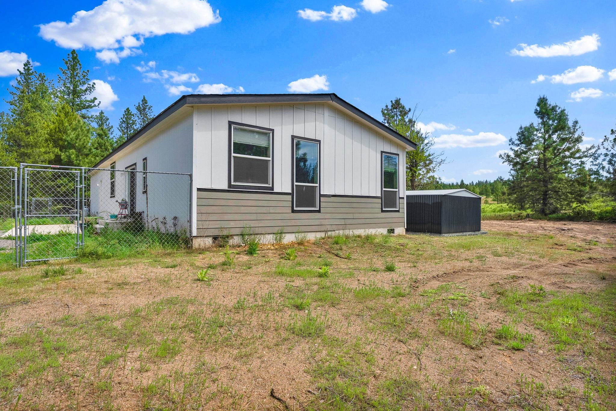 28995 North Hardesty Road Chattaroy, WA 99003 - Photo 33 of 46
