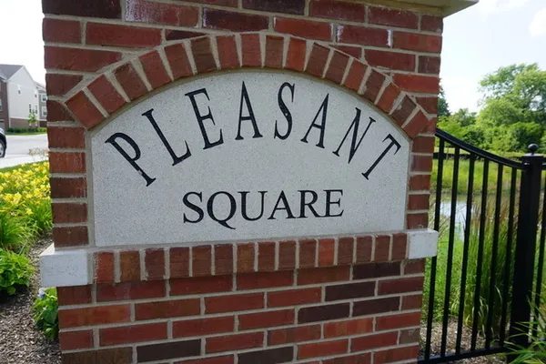 $3,200 | 74 Marcel Lane, Schaumburg, IL 60194
