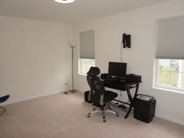 $3,200 | 74 Marcel Lane, Schaumburg, IL 60194