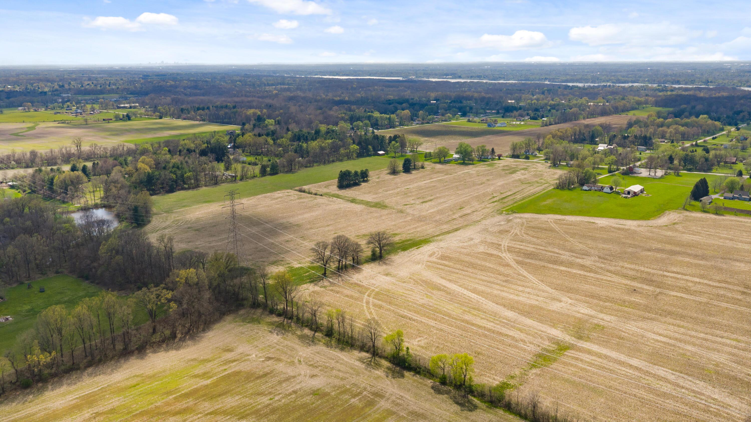 5717 Harlem Road Galena, OH 43021 - Photo 9 of 11 Harlem Drone 00009