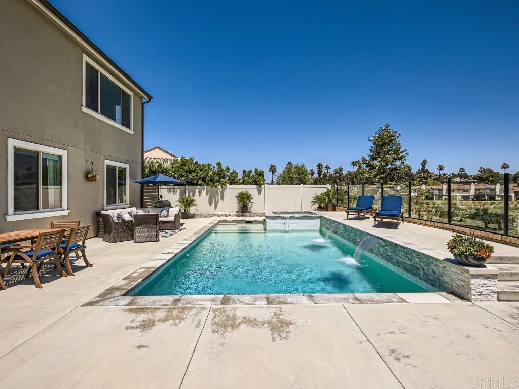31657 Calle De Las Estrellas Bonsall, CA 92003 - Photo 8 of 24 a swimming pool with outdoor view