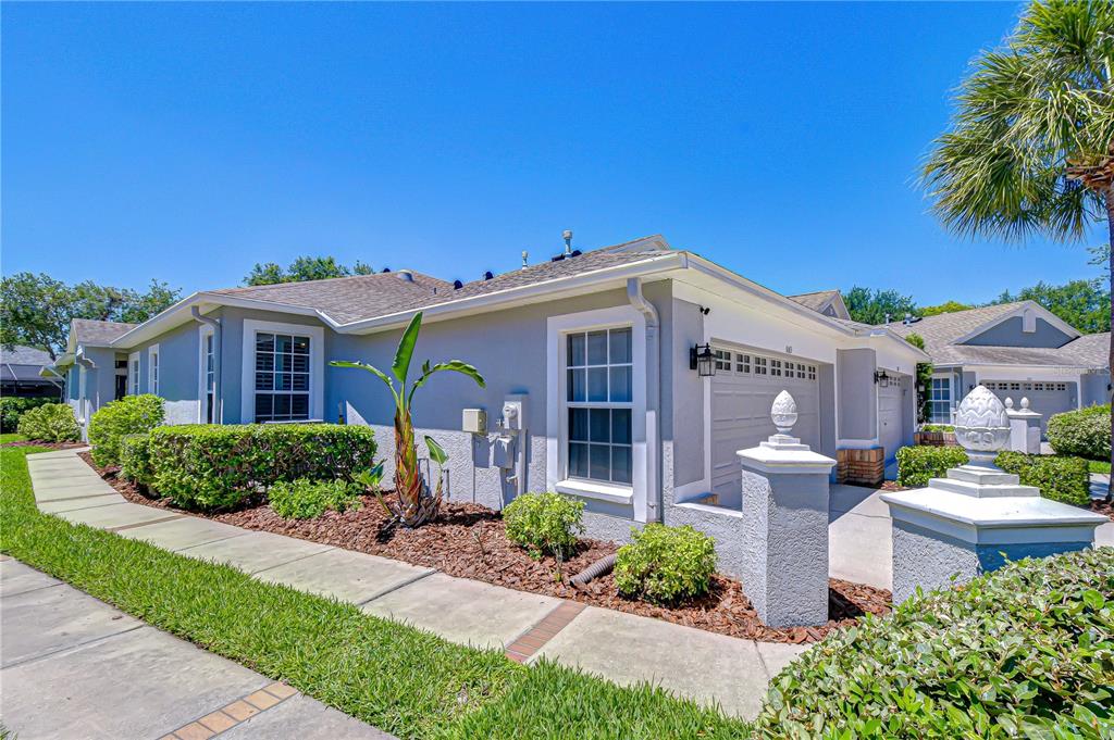 6069 Sandhill Ridge Drive Lithia, FL 33547 - Photo 1 of 42