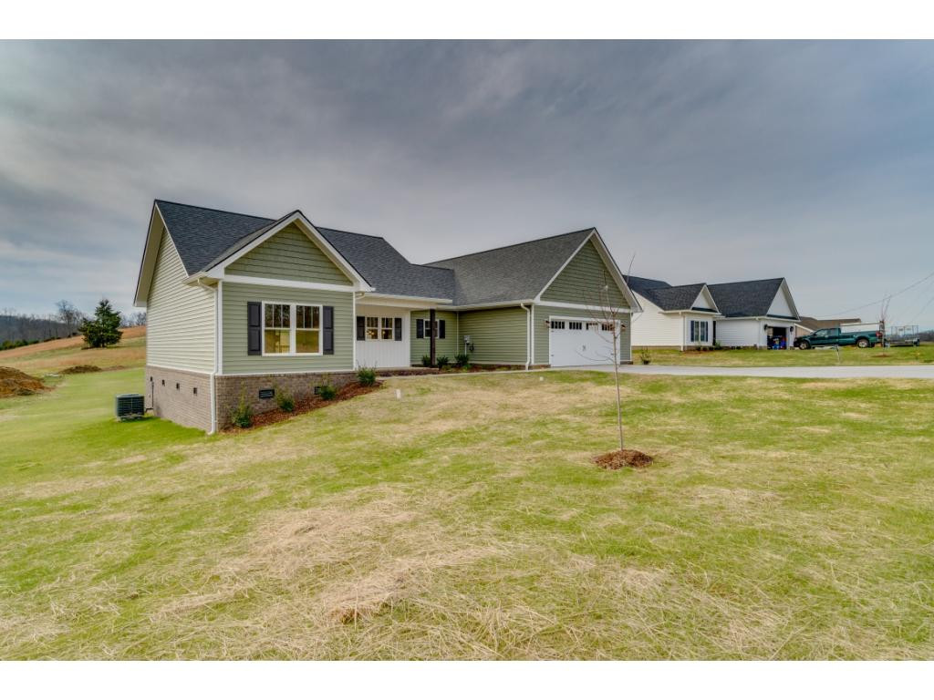 876 Pleasant Valley Road Jonesborough, TN 37659 - Photo 2 of 26 Photo 2