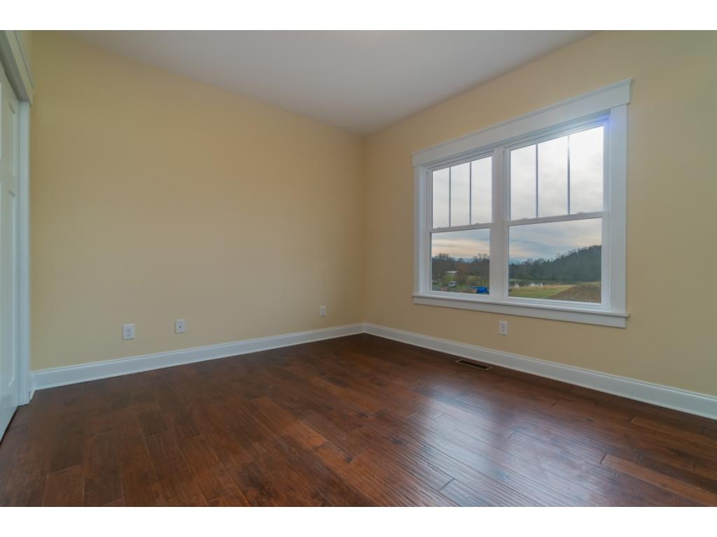 876 Pleasant Valley Road Jonesborough, TN 37659 - Photo 19 of 26 Bedroom 3
