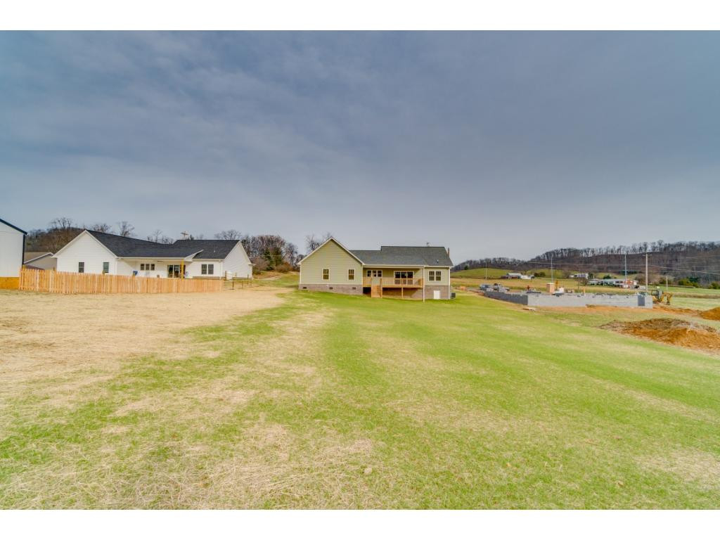 876 Pleasant Valley Road Jonesborough, TN 37659 - Photo 20 of 26 LargeLevel Backyard