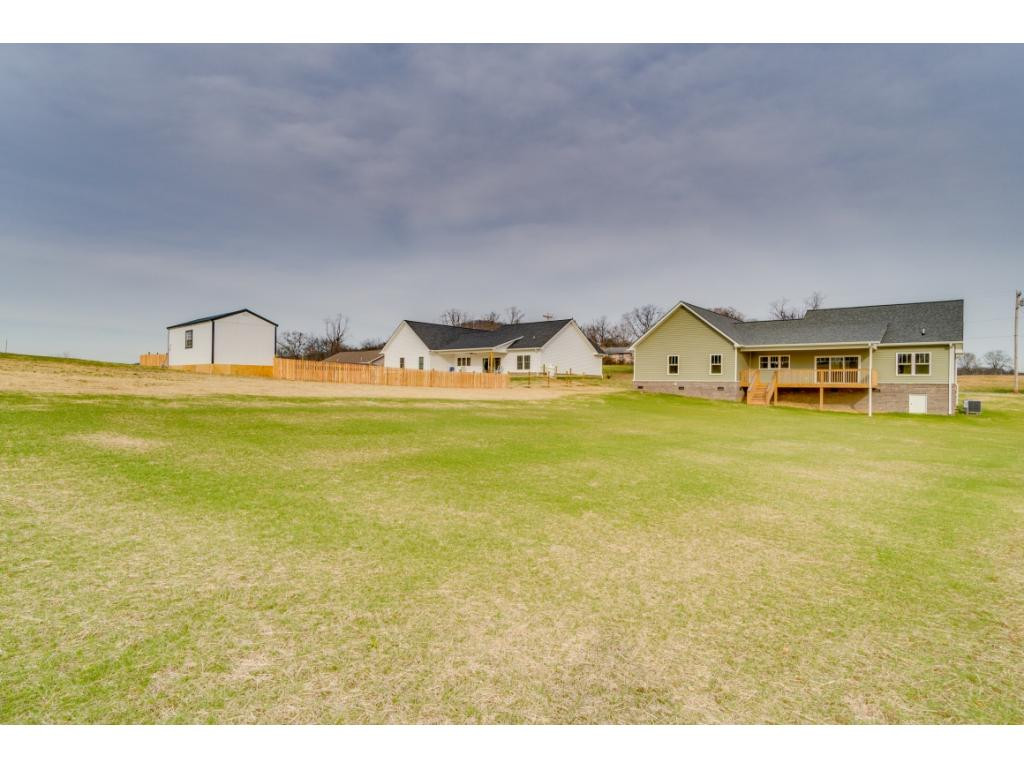 876 Pleasant Valley Road Jonesborough, TN 37659 - Photo 21 of 26 Backyard