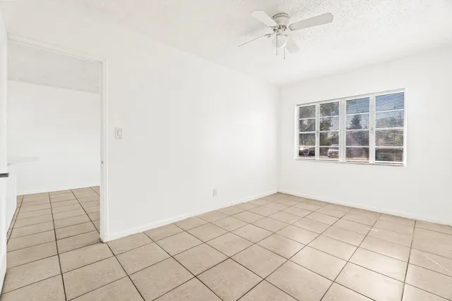 $1,550 | 211 Sunrise Avenue, Unit 3, Lantana, FL 33462