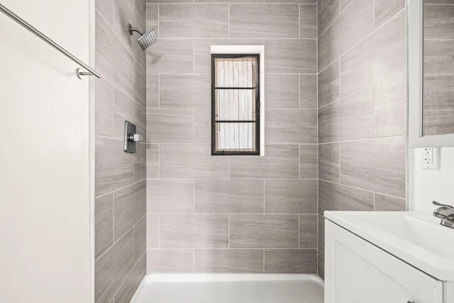 $1,550 | 211 Sunrise Avenue, Unit 3, Lantana, FL 33462