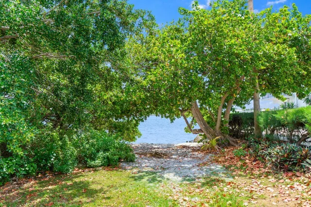 $1,550 | 211 Sunrise Avenue, Unit 3, Lantana, FL 33462