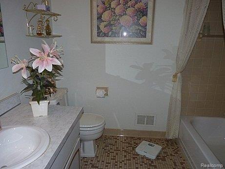 11319 Afton Road Southgate, MI 48195 - Photo 16 of 18 Afton 016.JPG