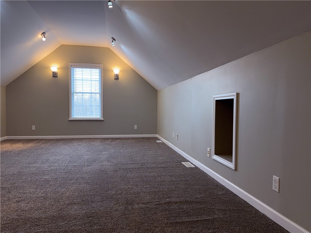 57 Winding Country Lane Parma, NY 14559 - Photo 18 of 30 4th Bedroom/Bonus Room