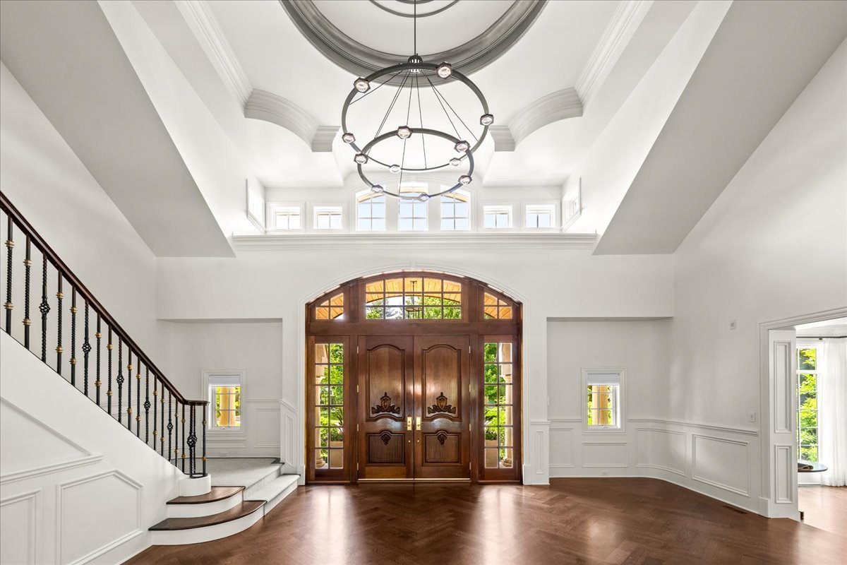 81 Locust Road Winnetka, IL 60093 - Photo 16 of 106 Gallery Image 16