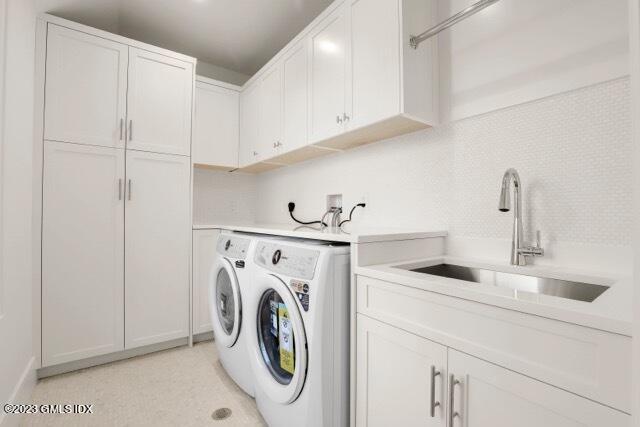 204 Sheep Hill Road Riverside, CT 06878 - Photo 42 of 62 a utility room with dryer and washer
