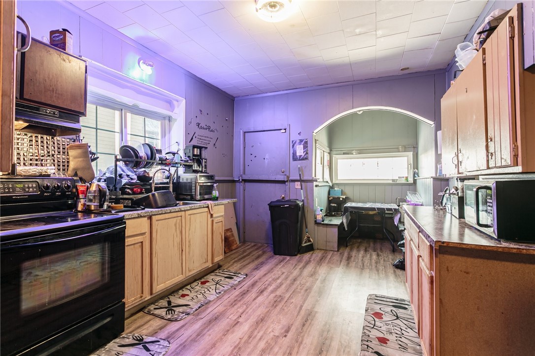 163 Reynolds Street Rochester, NY 14608 - Photo 2 of 16