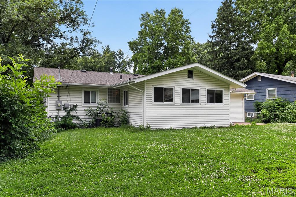 1027 Renshaw Drive Ferguson, MO 63135 - Photo 32 of 33