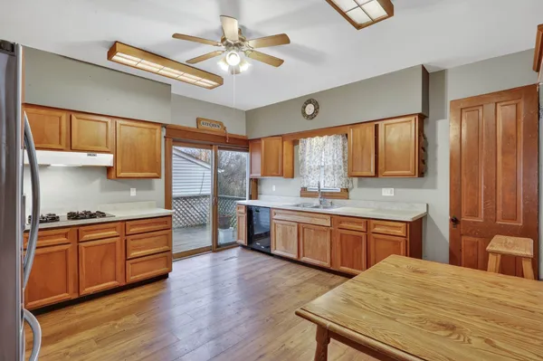$155,000 | 1210 Fairview Avenue, Rockford, IL 61101