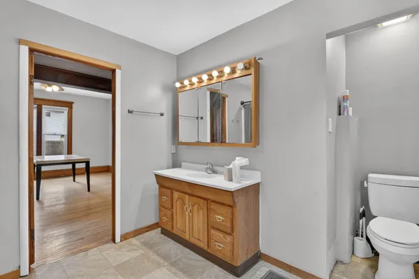 $155,000 | 1210 Fairview Avenue, Rockford, IL 61101