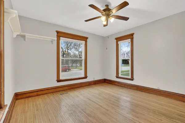 $155,000 | 1210 Fairview Avenue, Rockford, IL 61101