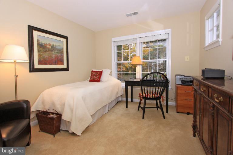 11601 Springhouse Place Reston, VA 20194 - Photo 13 of 30 Bedroom