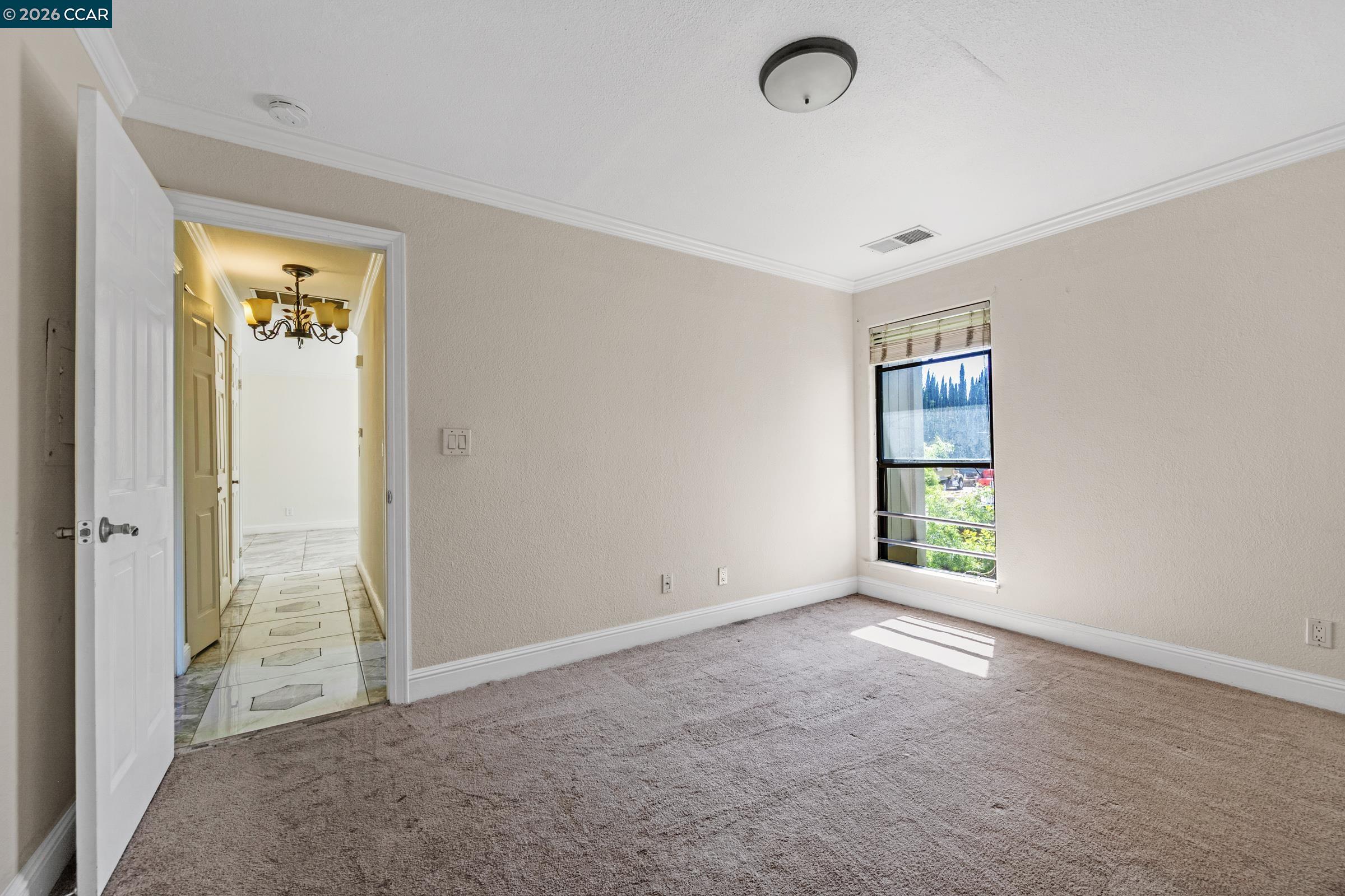 1544 Bailey Road, Unit 30 Concord, CA 94521 - Photo 23 of 33 an empty room with windows